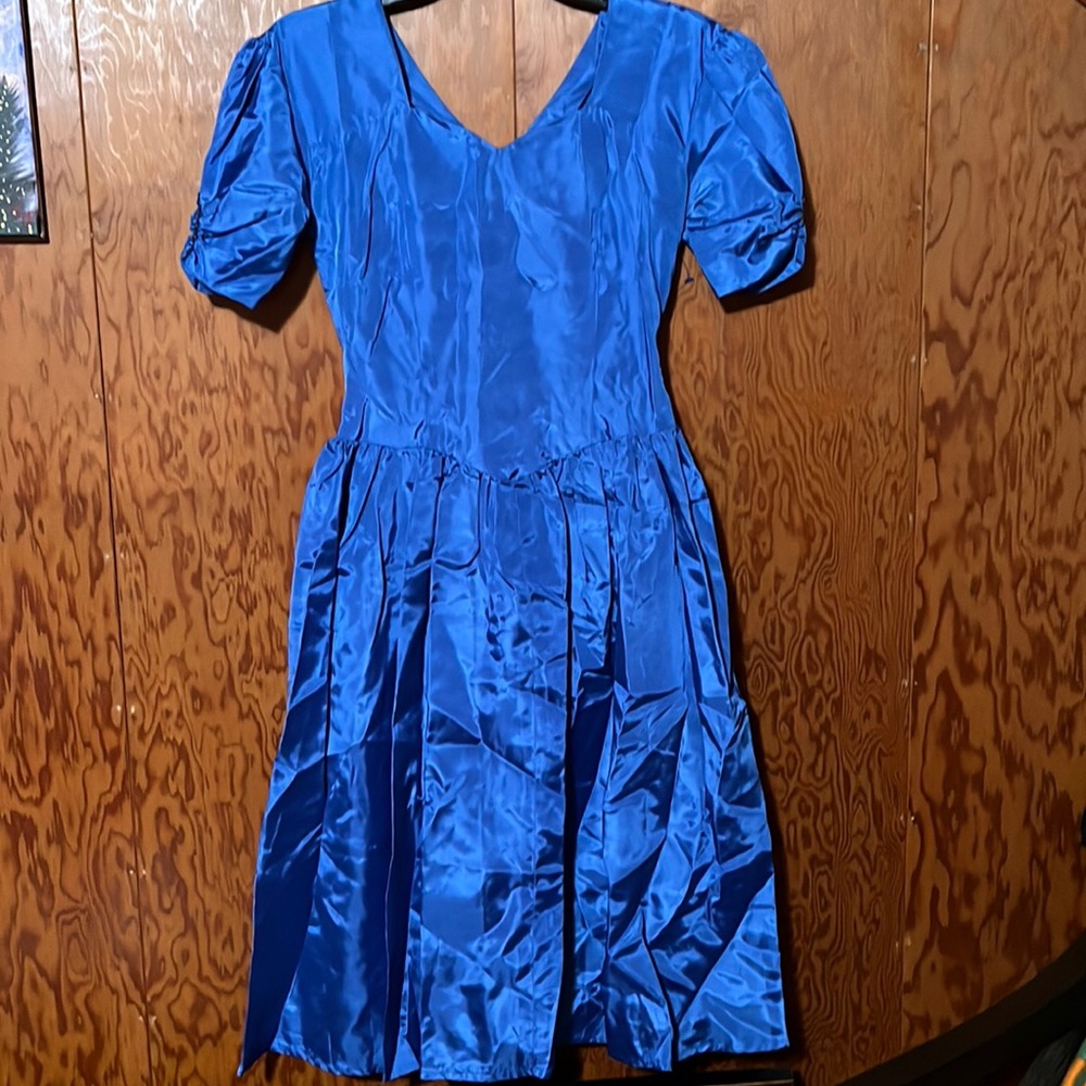 Handmade 80’s Blue Midi Dress with Pockets!!